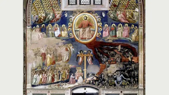 Фрески Джотто в капелле Скровеньи в Падуе, на которых среди прочего, изображен и Страшный суд, размещены над выходом из церкви (чтобы не забылось)