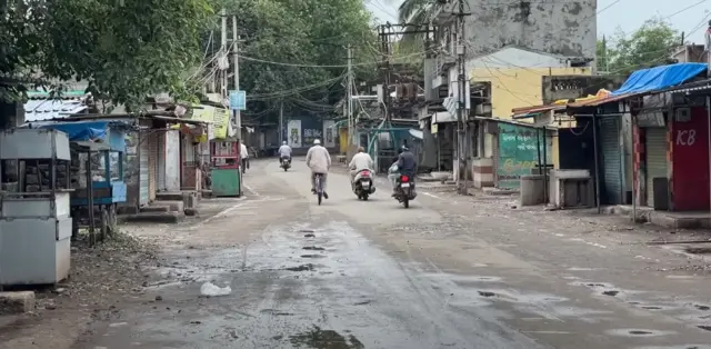 દરગાહના ડિમોલિશન બાદ 