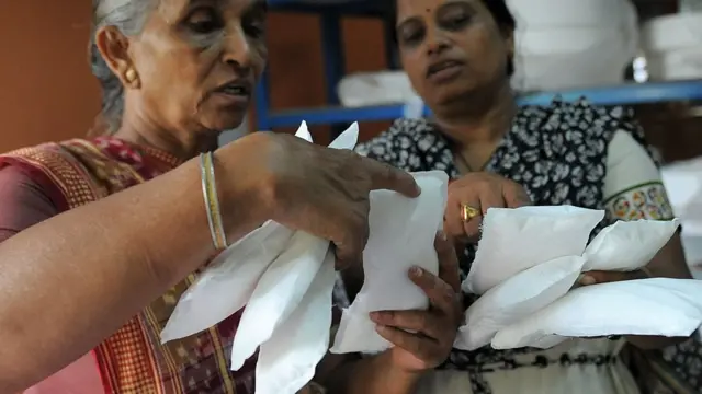 சானிடரி நாப்கின்