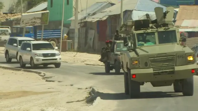 قافلة سيارات