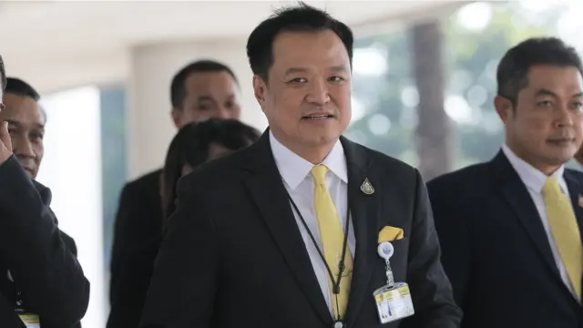 นายอนุทิน ชาญวีรกูล