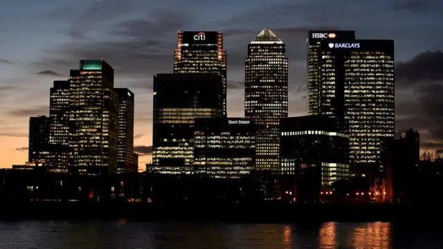 Skyline da regiãoesporte net bet comCanary Wharf,esporte net bet comLondres, à noite