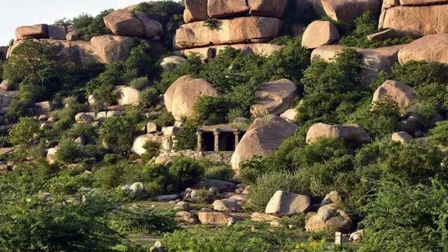 `ஹம்பி`- நிஜ பாகுபலி நகரம்: வீழ்ந்த ஒரு பேரரசின் கதை