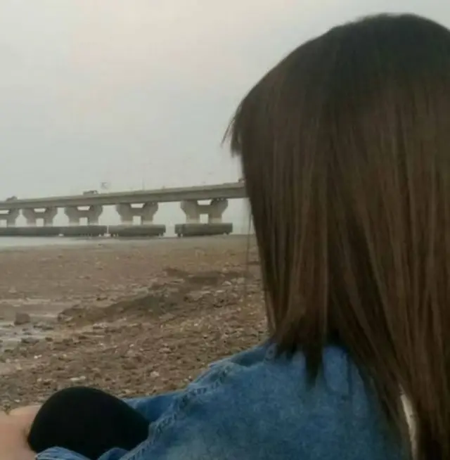 두 달 전 한국에 입국한 태국인 여성 케드(26)는, 현재 태국 마사지시술소에서 일하고 있다