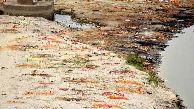 इलाहाबाद के गंगा तट की तस्वीर