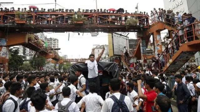 bannaan bixii ugu horreeyay