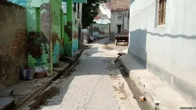 "சொந்த கிராமத்தில் தொழுகை செய்வதற்கு தடை" - குற்றஞ்சாட்டும் முஸ்லீம்கள்