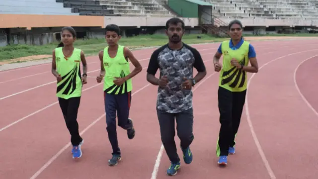 கோவையை சேர்ந்த வசந்தி