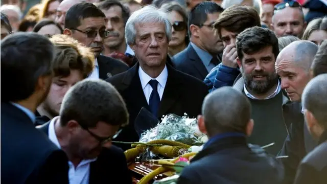 Tabaré Vázquez en el funeral de su esposa