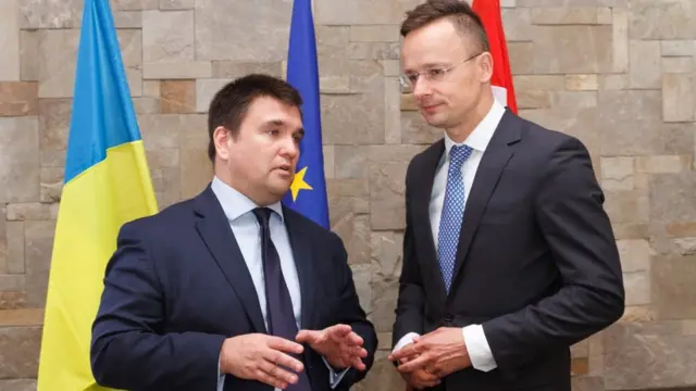 Клімкін та Сіярто