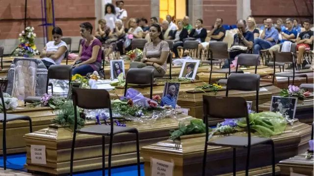 церемония прощания с погибшими