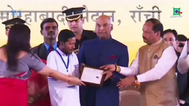 प्रधानमंत्री ग्रामीण डिजिटल अभियानतंर्गत गुलशन यांना 2017 मध्ये सम्मानित करण्यात आलं होतं.
