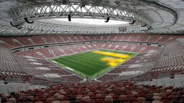 ورزشگاه لوژنیکی، مسکو