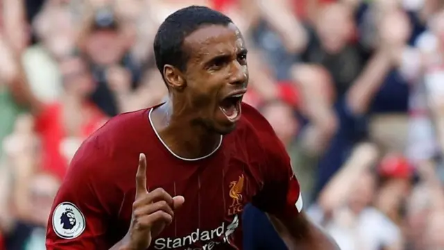 Beki shupavu wa Liverpool Joel Matip