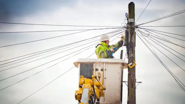 عامل كهرباء