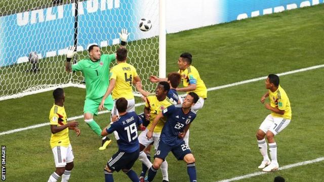 サッカーＷ杯】日本、初戦に勝利 コロンビアは退場者出て10人に - BBC