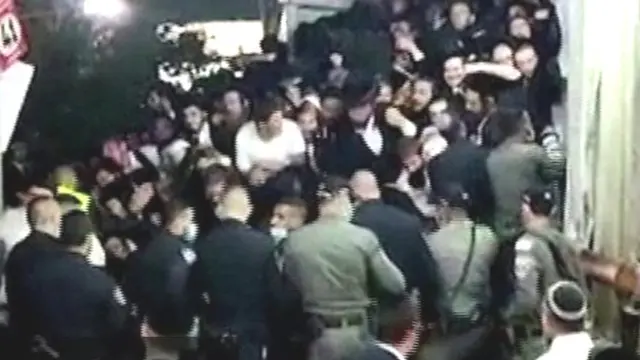 Awọn eeyan to wa nibi ajọdun Lag B'Omer