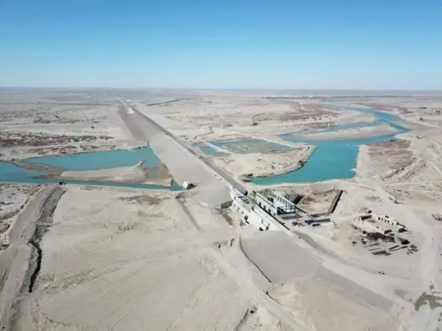 کمال خان بند کې د پرورۍ لومړیو کې اوبه ټولېدل پیل شول.