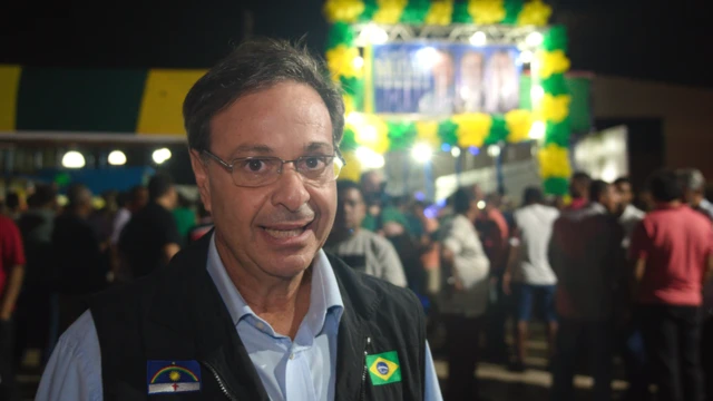 گیلسون ماچادو رئیس جمهور را «عموی پیر» توصیف می‌کند