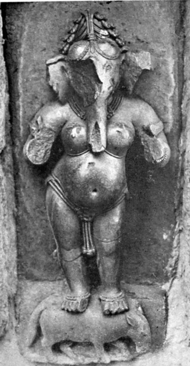 ஒடிசா மாநிலம் புவனேஷ்வரில் இருக்கும் விநாயகி சிலை