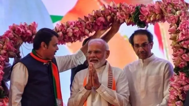 નરેન્દ્ર મોદી, ઉદ્ધવ ઠાકરે અને દેવેન્દ્ર ફડણવીસ