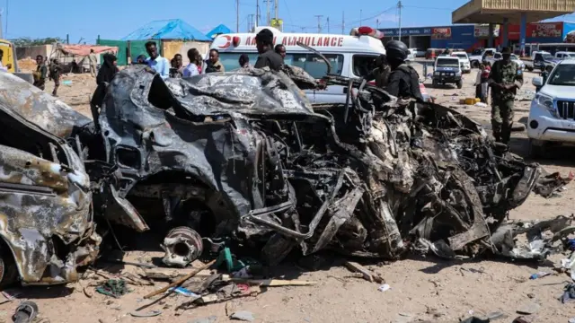 சோமாலியாவில் கார் வெடிகுண்டு தாக்குதல் - குறைந்தது 73 பேர் பலி
