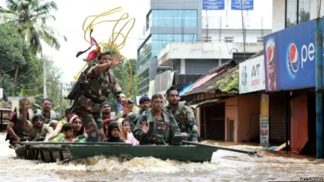 केरल, बाढ़