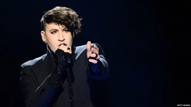 Yoshlarning ajoyib uy qurilishi pornosi