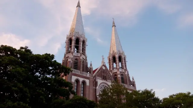 ရန်ကုန်မြိ့က နှစ်ရာကျော် သက်တမ်းရှိ စိန်မေရီ ကာသီဒြယ်