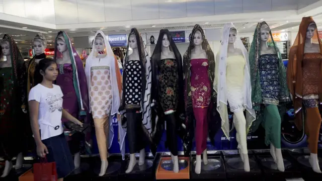 অর্থনৈতিক সমৃদ্ধির পাশাপাশি সমাজে ধনবৈষম্যও বাড়ছে