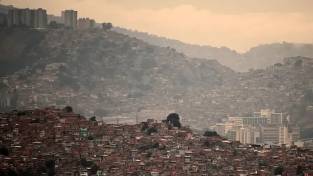 Oeste de Caracas.