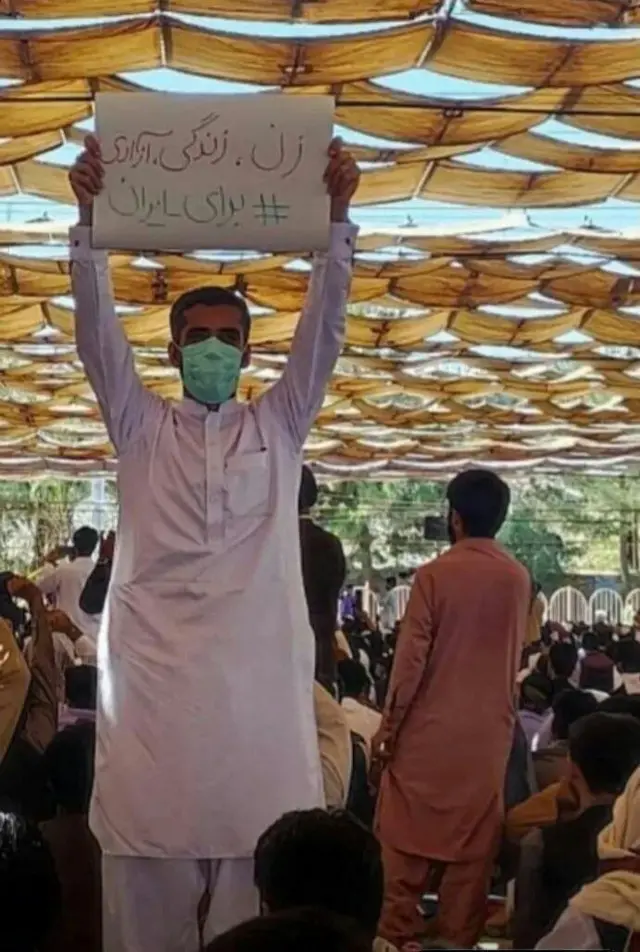 روز جمعه تظاهرات زاهدان از جمله اتفاقات مهم روز بود