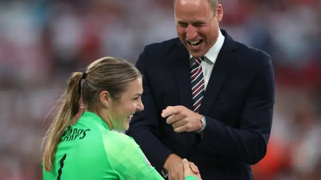 Принц Уильям и вратарь