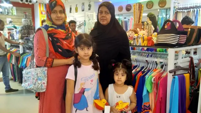 পরিবারের ছোট থেকে বড় অনেকের জন্য কেনাকাটা করতে বিশ্বরঙ-এ।