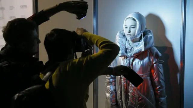 І здається, ще тепліші від Людмили Кисленко.