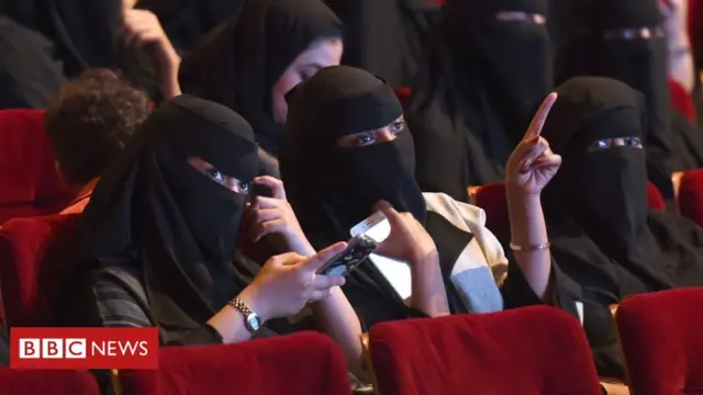 MBS wuxuu ogolaaday in Shineemooyin laga furo Sacuudiga