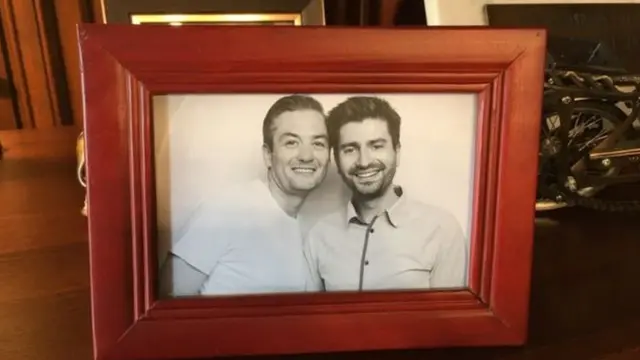 اولین شهردار هم جنس گرای لهستان