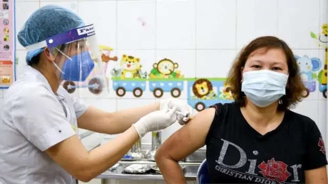 coronavirus vaccination