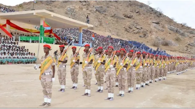 ኣባላት ሃገራዊ ኣገልግሎት