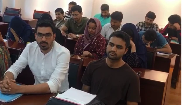 پاکستانی طلبا