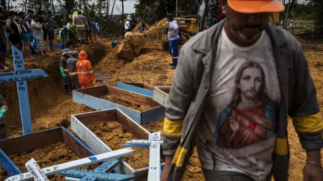 Cementerio de Nossa Senhora Aparecida.