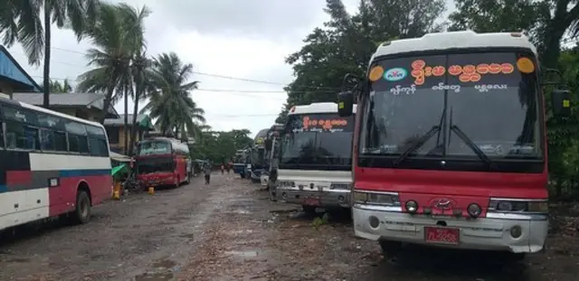 ခရီးသည်တင်ကားတွေပြေးဆွဲတာလည်းရပ်ထား