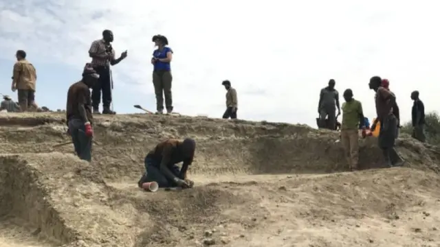 Imewachukua watafiti miaka mitatu kufikia ugunduzi wa mabaki hayo ya zana za miaka milioni mbili.