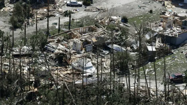 Imagen aérea de la devastación del huracán Michael en Mexico Beach.