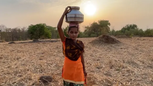 दिव्या धाकटे