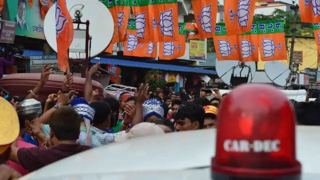 પ્રતીકાત્મક તસવીર