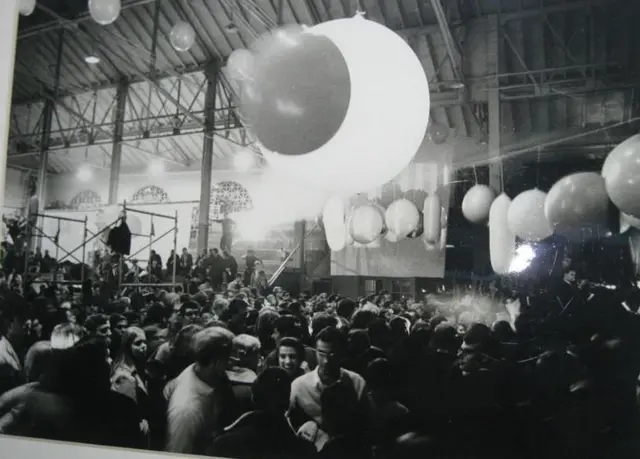 Музыкальный цирк Джона Кейджа