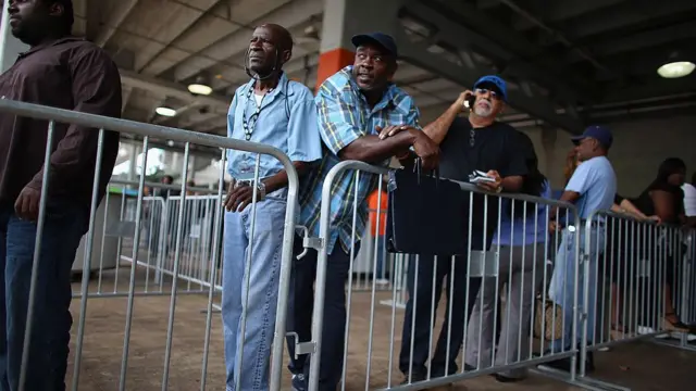 Fila de persona sin empleo