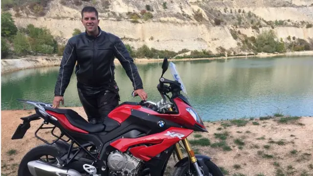 Vladimir Jevtić i Agencija za bezbednost motociklista često organizuju obuke bezbedne vožnje