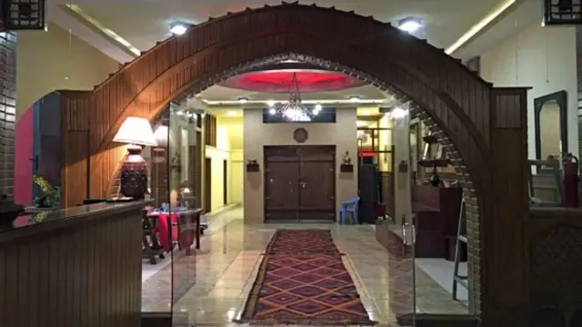 رستوران بوست